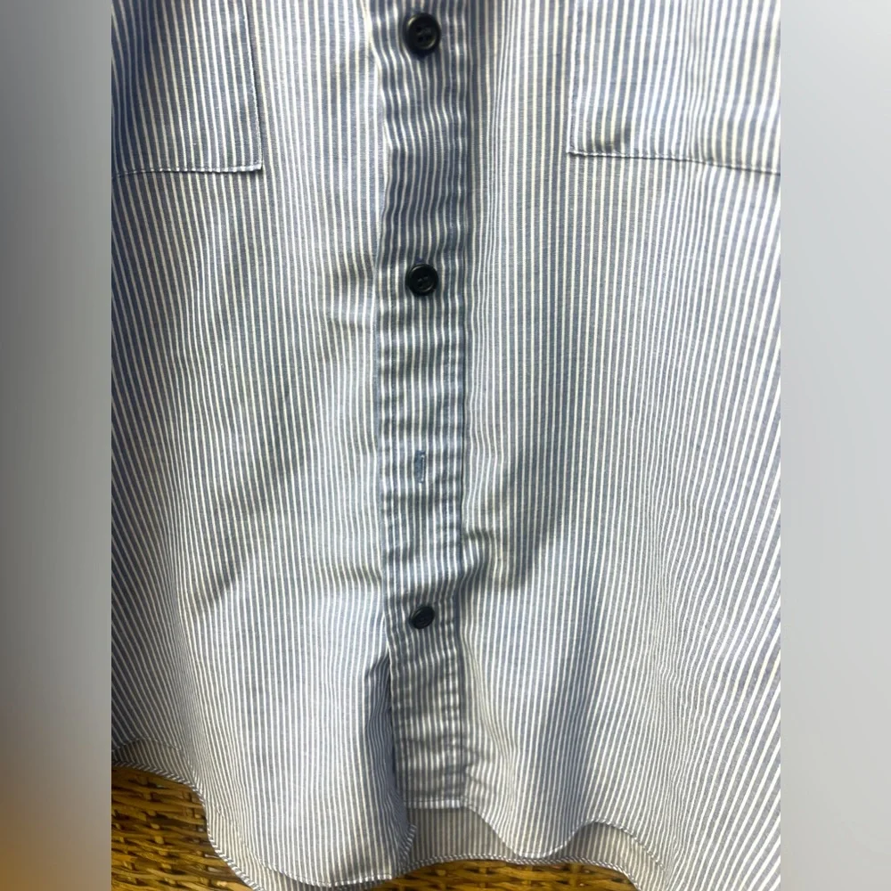 Levi’s Vintage Blue/White Stripe shirt-Size:‎ Large, Missing 2nd/bottom Button
